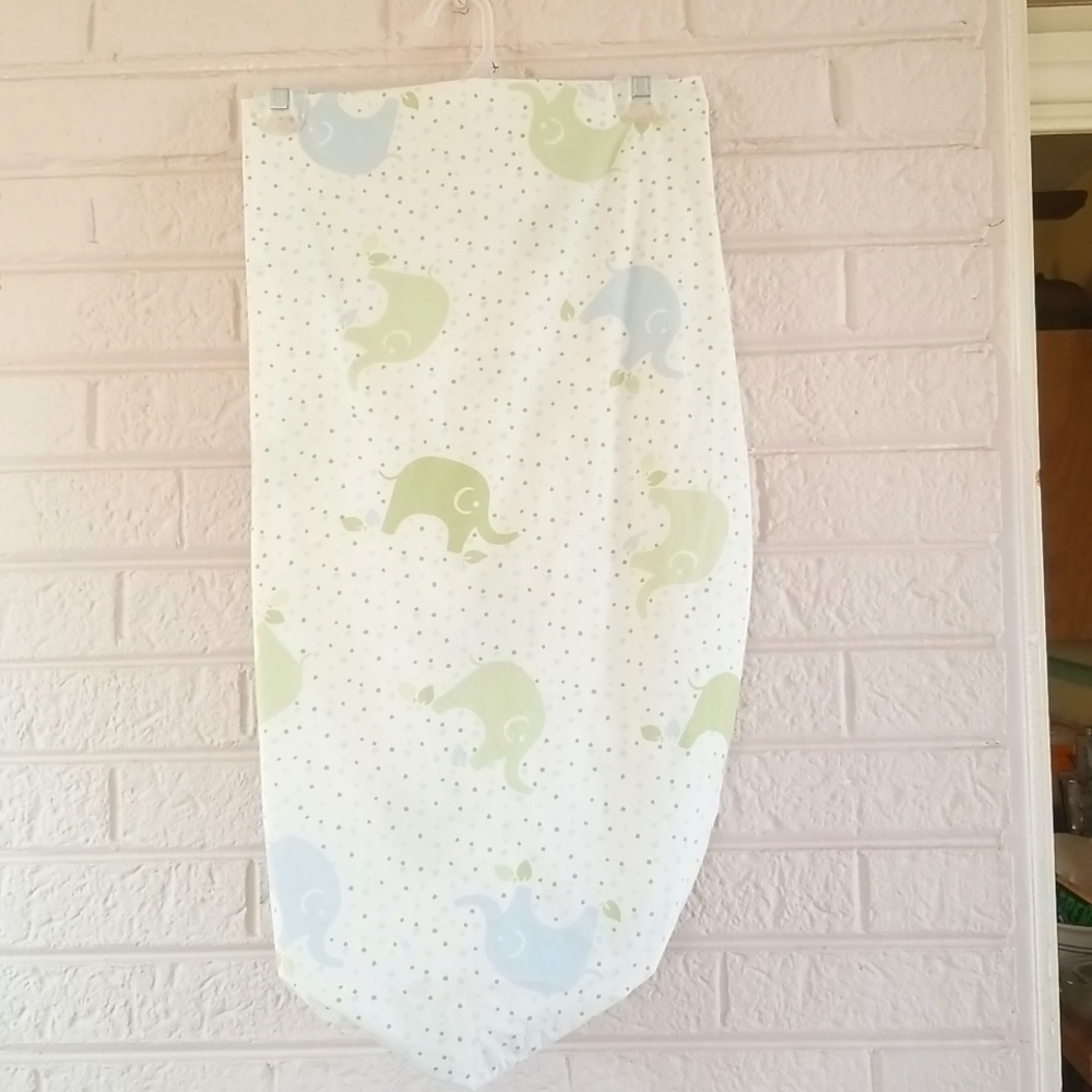 Pottery Barn Kids Elephant crib sheet